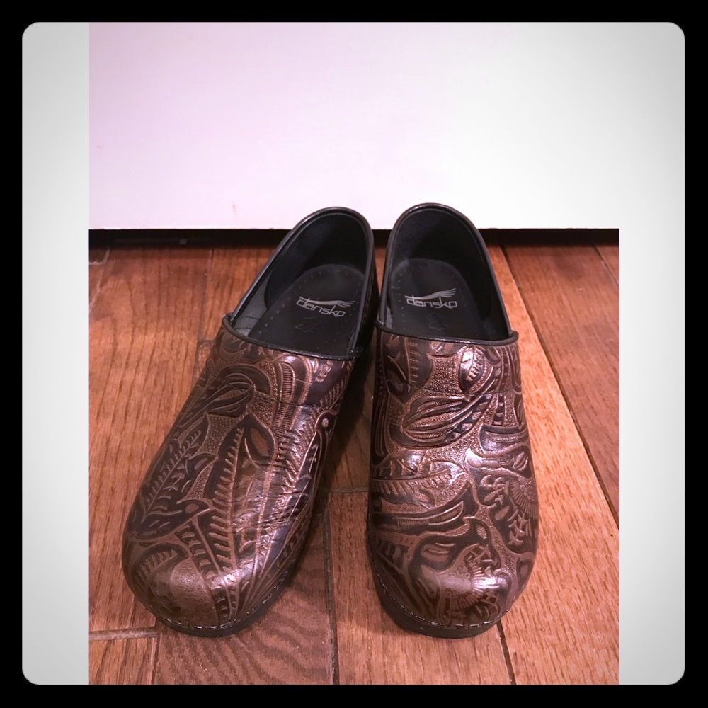 Dansko Women's Professional Tooled Clog